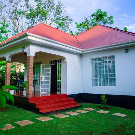 Royal Homestay Moshi Zewnętrze zdjęcie